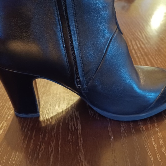John Fluevog Judith Tall Boot - Picture 8 of 9